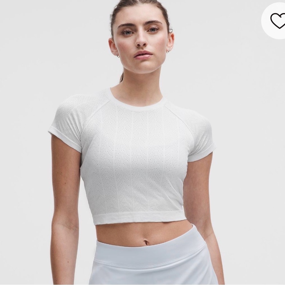 lululemon athletica white Swiftly Pointelle Cropped short sleeve,  size 6 NWT